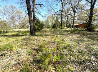 1751 Goff Ridge Rd, Pineville, MO 64856