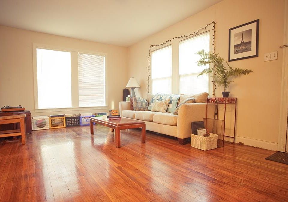 2nd living area