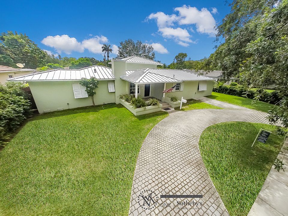 1st image of 249 La Villa Dr