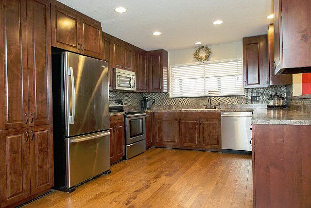 1st image of 5705 Fairways Dr