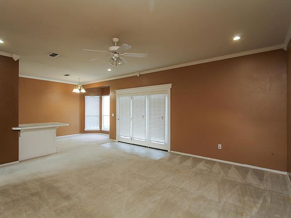 5th image of 6303 Leigh St