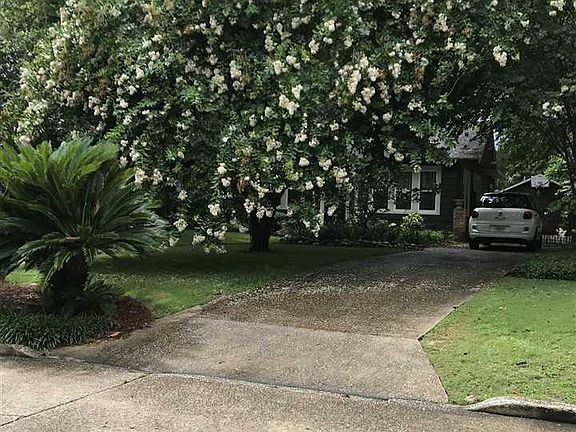 4th image of 1709 E Strong St