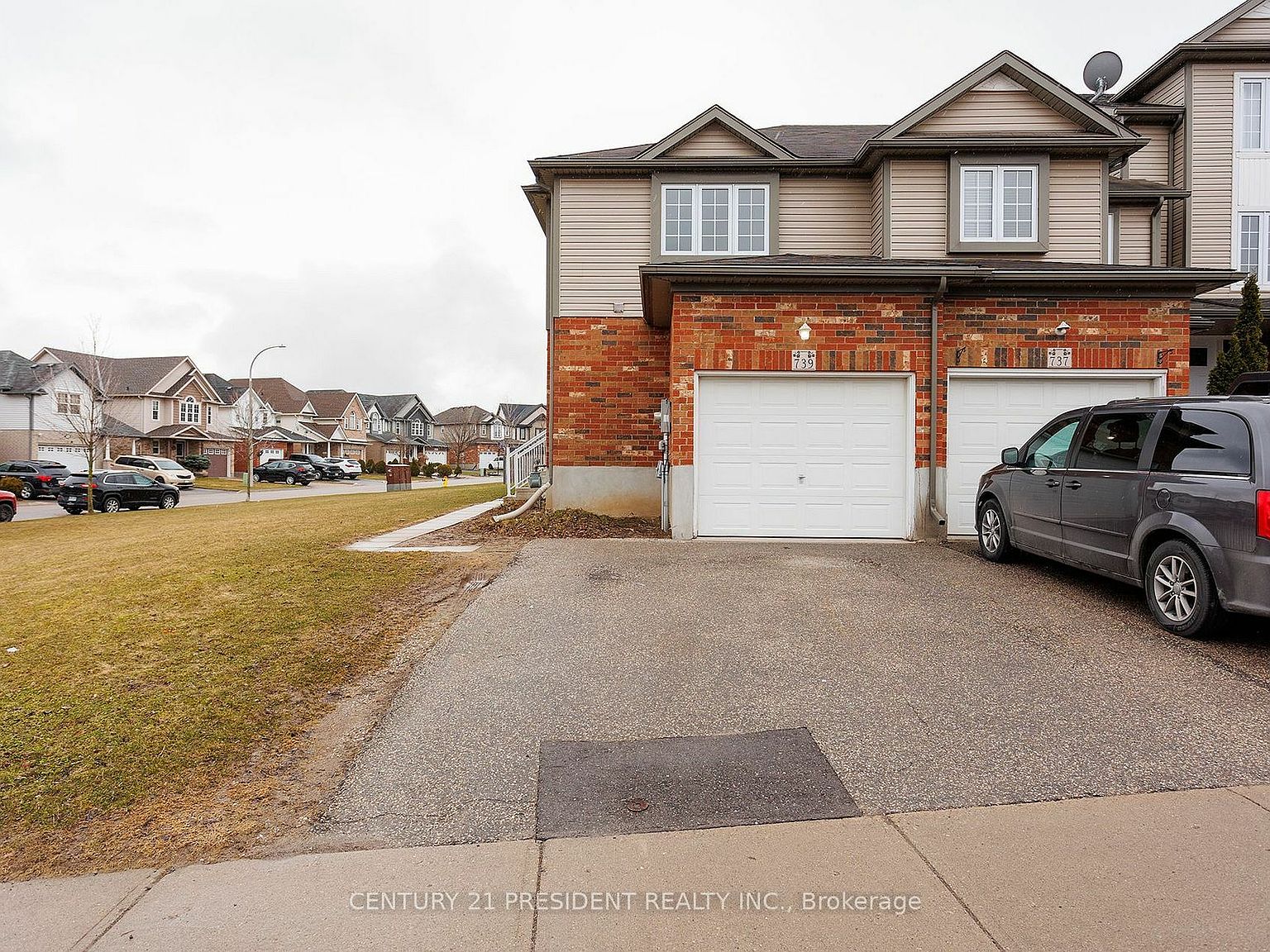 739 Activa Ave, Kitchener, ON N2E 4C5 Zillow