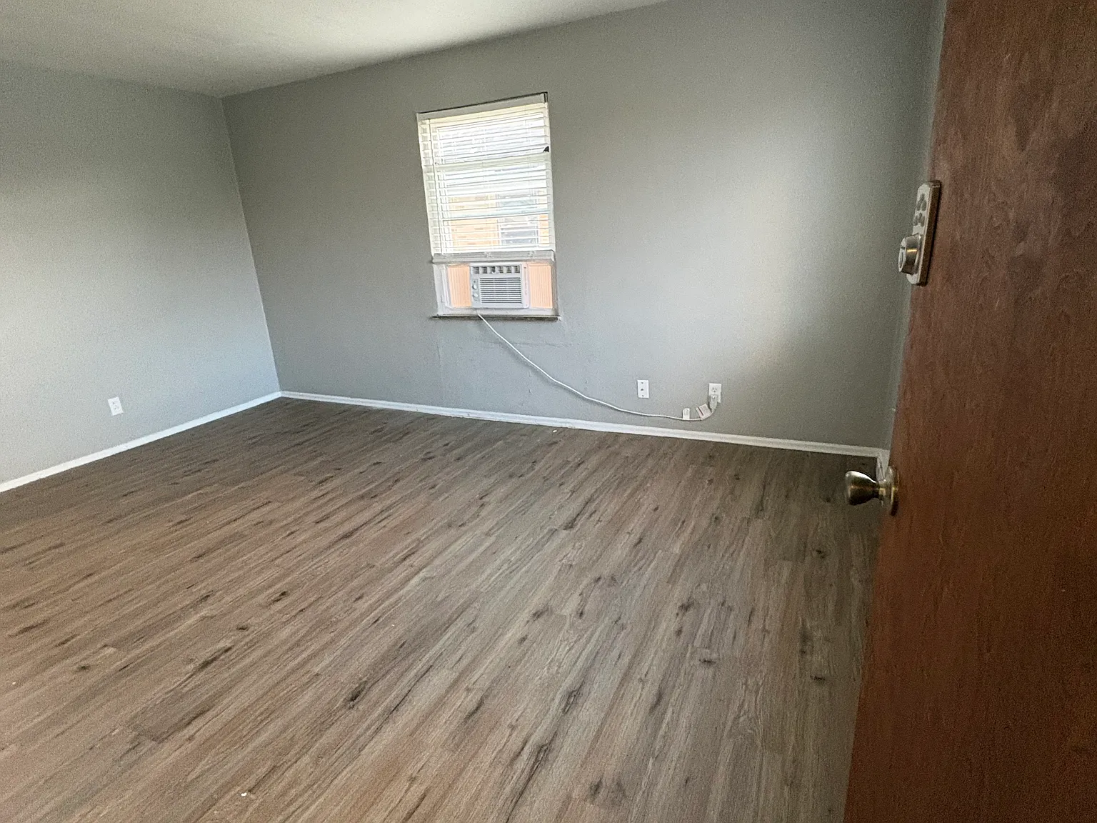 1 bed, 900 sqft, $850 — Photo 4