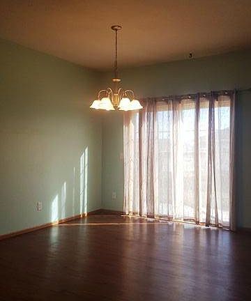 5th image of 413 Silver Sage Dr