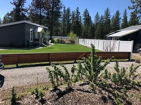4013 Colville Rd, Loon Lake, WA 99148