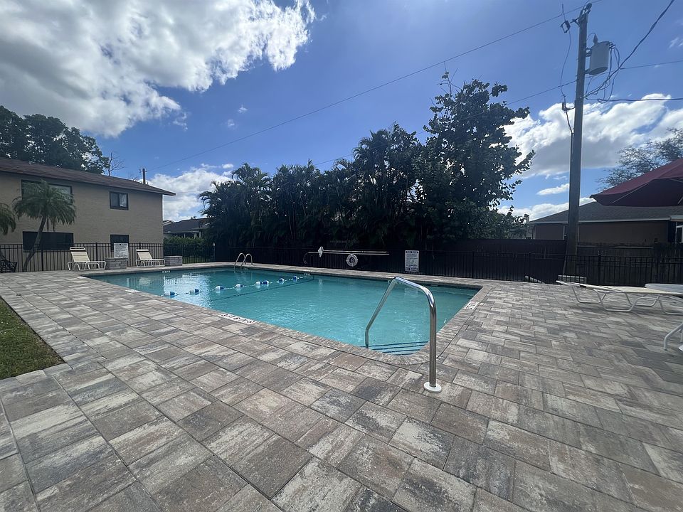 1st image of 7961 Gladiolus Dr APT 401