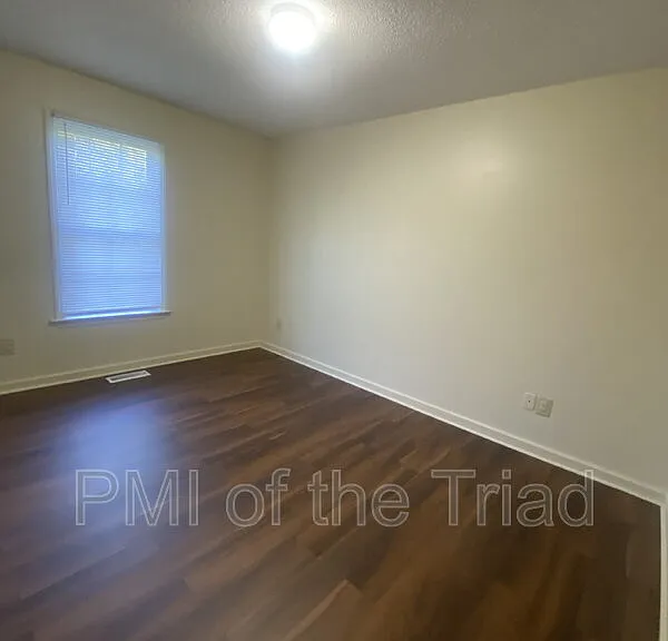 309 Swing Dairy Rd — Photo 4