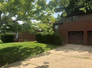 207 Ridgely Dr, Verona, PA 15147