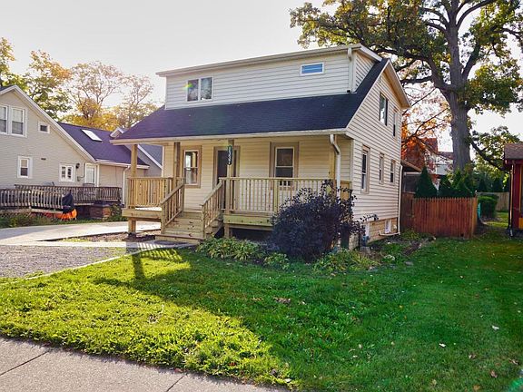 2nd image of 1337 Ogden Ave