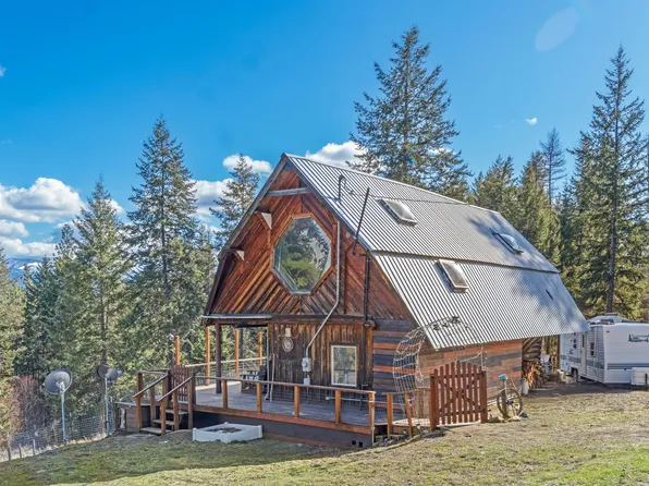 3599 Hill Loop Rd, Kettle Falls, WA 99141