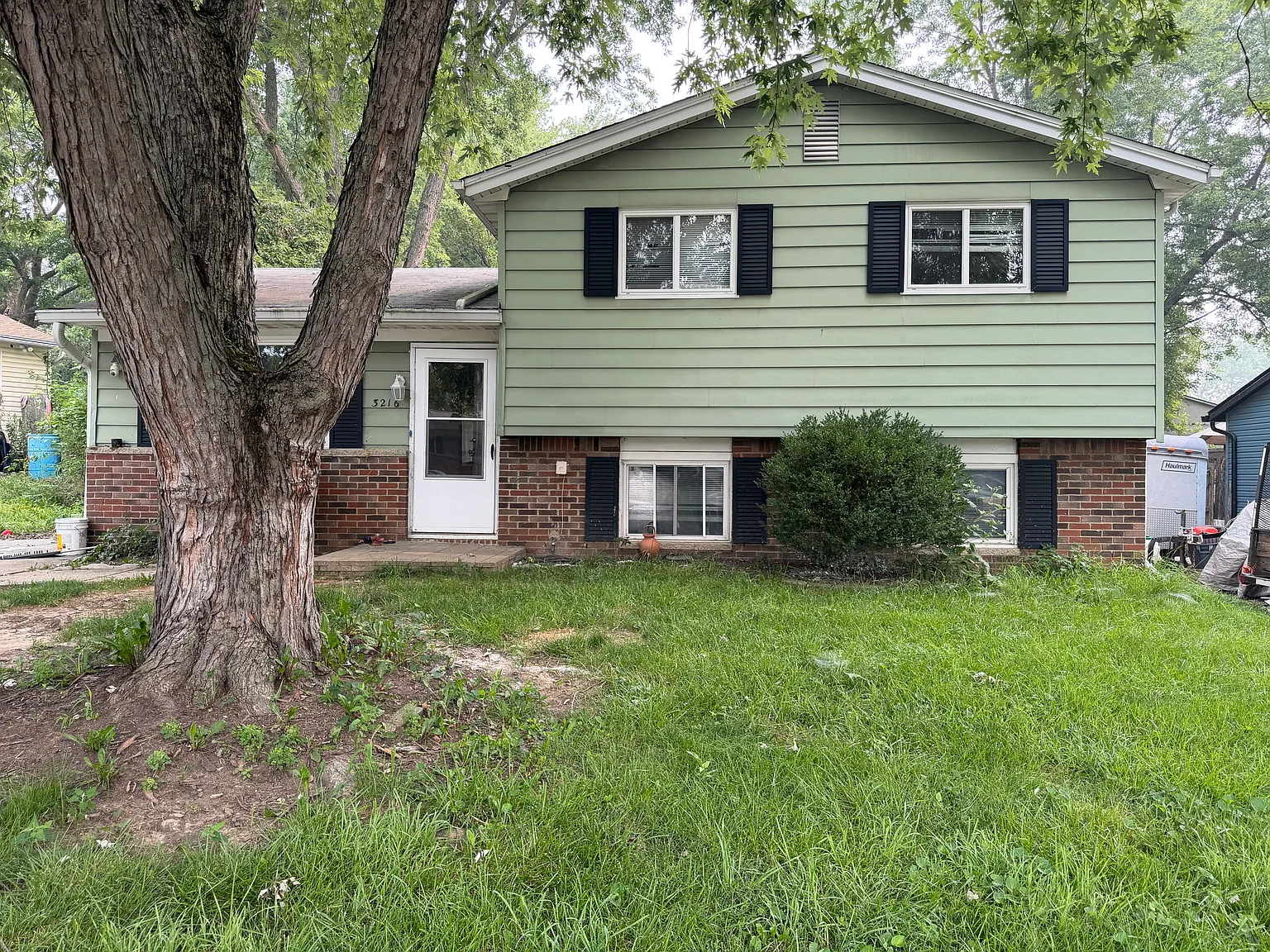 3 bed, 1454 sqft, $1,895 — Photo 2