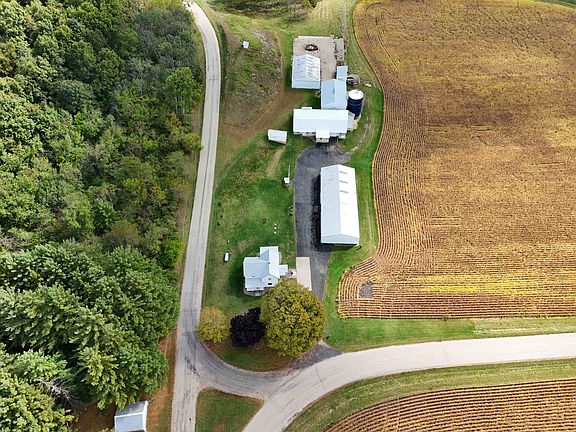 3rd image of 18525 County Hwy E