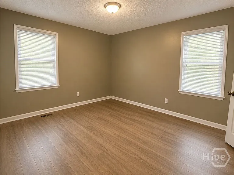 110 Flannigans Pl — Photo 6