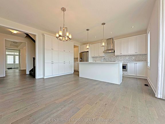 4th image of 401 Seaview Hts
