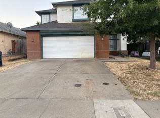 6521 Sun Ranch Dr, Sacramento, CA 95823