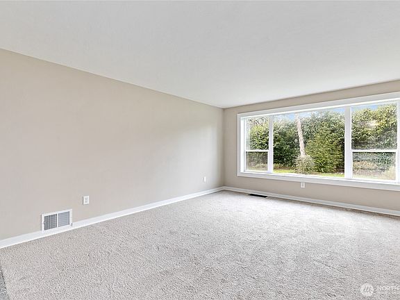 5th image of 6540 Ardmore Drive SW