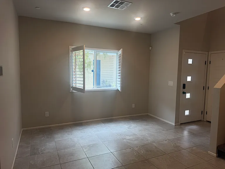 4519 Sapphire Moon Ave — Photo 14