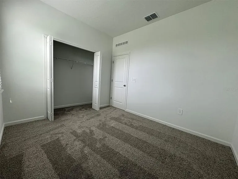 5684 Wood Bridge Pl — Photo 10