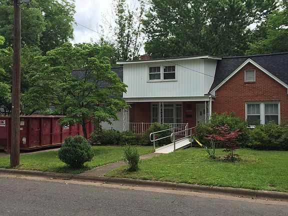 4th image of 203 S Goforth St