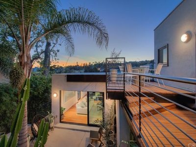 2061 Ivar Ave, Los Angeles, CA, 90068