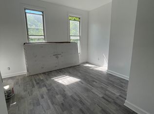 15 Ditmars St FLOOR 2, Brooklyn, NY 11221