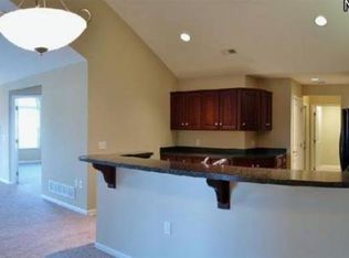 2760 Canterbury Cir #20, Port Clinton, OH 43452