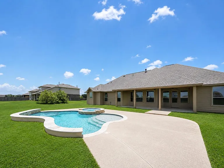 8007 Lehman Rd — Photo 5