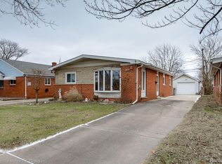 7904 Elm St, Taylor, MI 48180