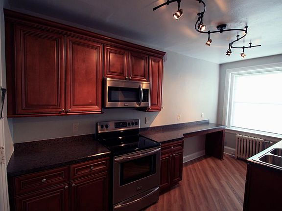 4th image of 703 W Ferry St APT D6