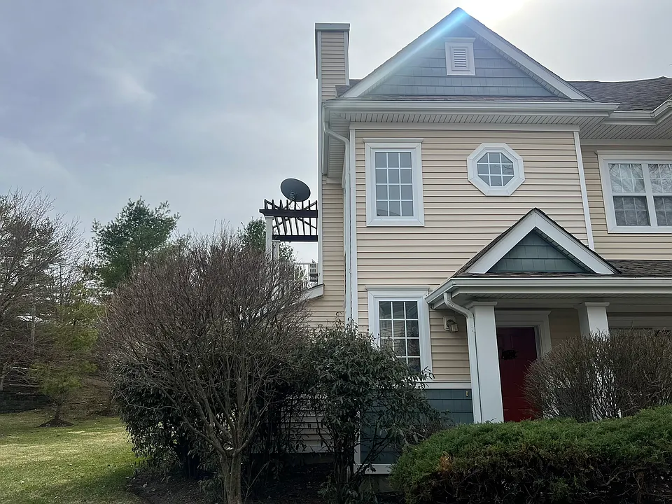 263 Old Farm Dr