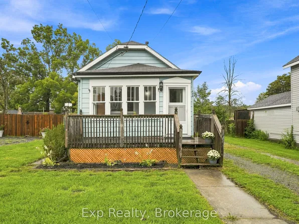 134 Catharine St, Belleville, ON K8P 1M5
