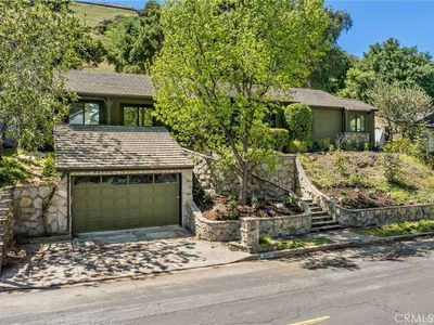 4057 Woodcliff Rd, Sherman Oaks, CA, 91403