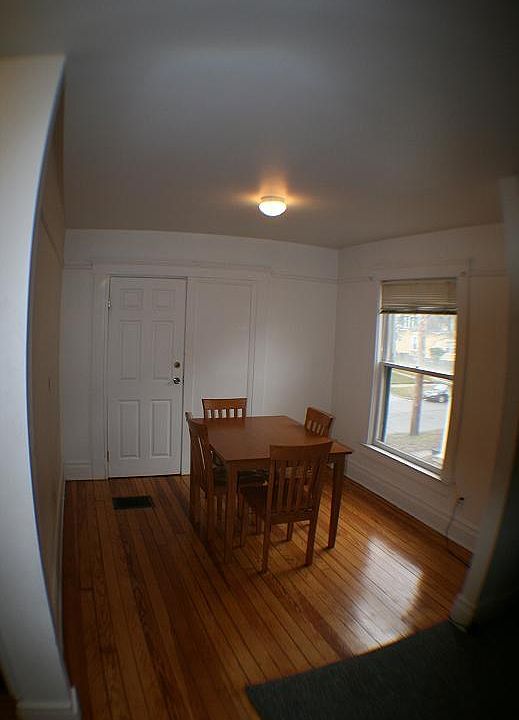 1st image of 1008 Michigan Ave APT 2