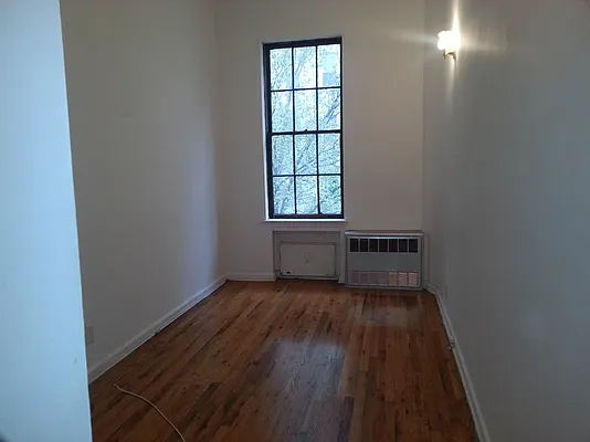 Rented by America Mecca Realty LLC | media 28