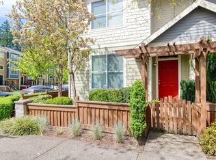 2102 NE Redelfs Way, Hillsboro, OR 97006
