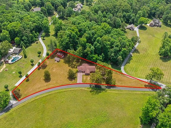 2nd image of 7712 Kinnamon Rd