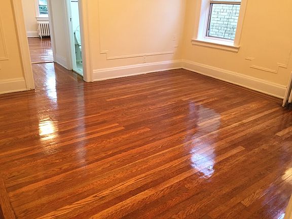 4th image of 25-60 33rd St #7