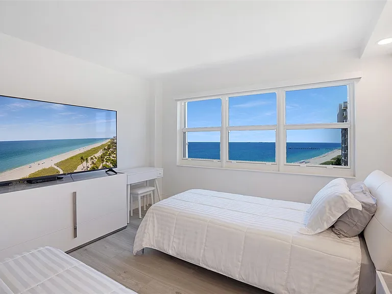 5100 N Ocean Blvd #1409 — Photo 35