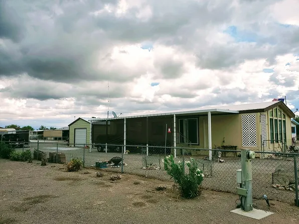 630 W Hagley Loop, Quartzsite, AZ 85346