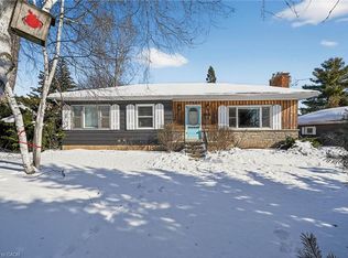 983 Parkhill Ave, Burlington, ON L7T 1T7