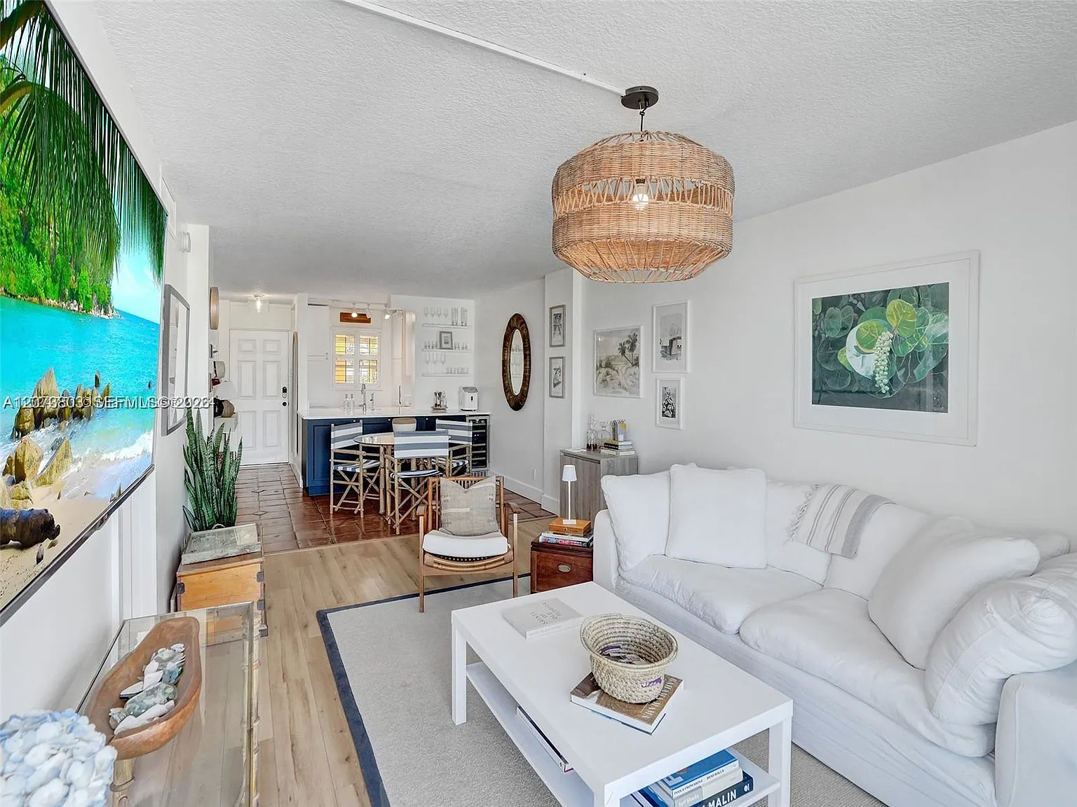 Cromwell East Condo — Photo 4