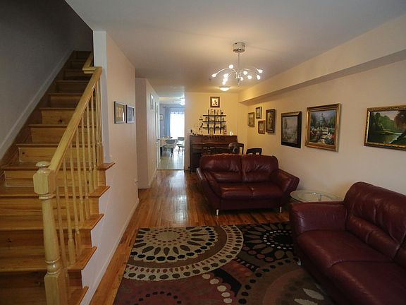 2nd image of 168 Maryland Ave