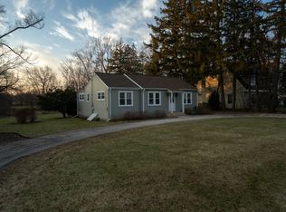 2090 Greenview Rd, Northbrook, IL 60062