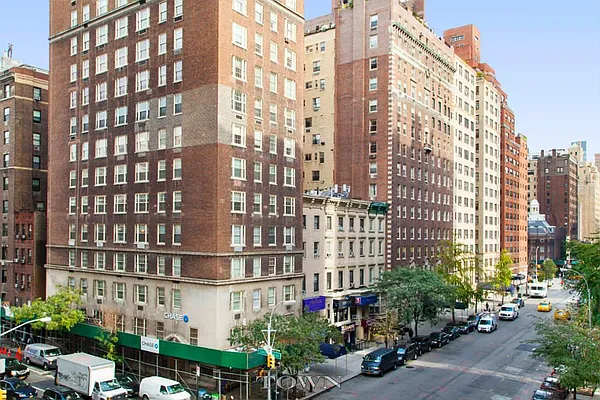 Sold by Town Residential | media 6