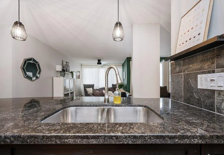 220 Village Ter SW #2 — Photo 11