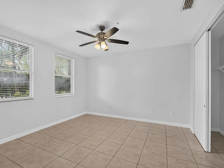 430 Amador Ln #4 — Photo 8