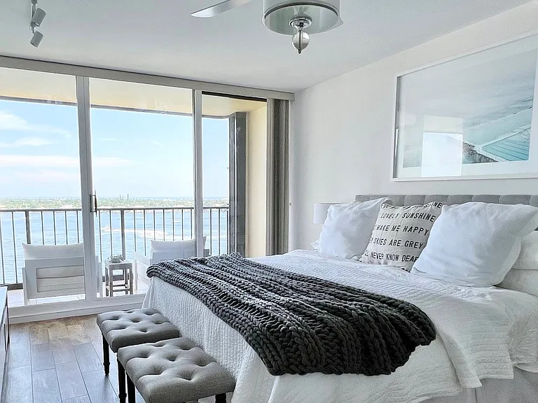 132 Lakeshore Dr #1118 — Photo 6