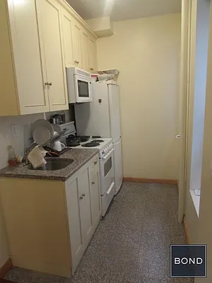 Rented by Bond New York | media 38