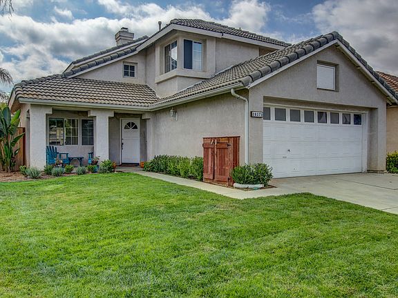 3rd image of 28373 Stillwater Dr